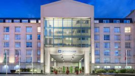 2 Noches en Wyndham Nordelta + Cena + Spa